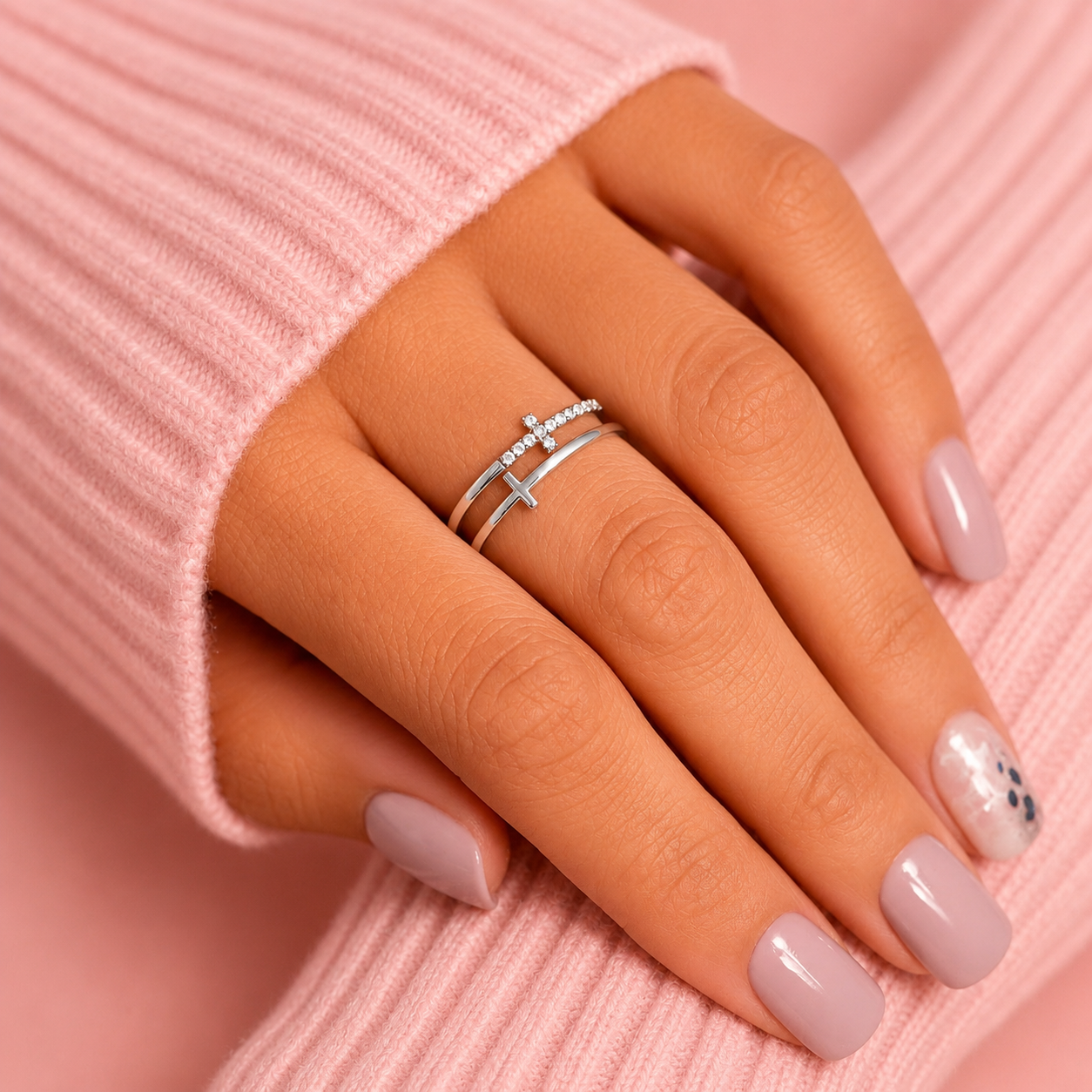 Double Band Cross Ring